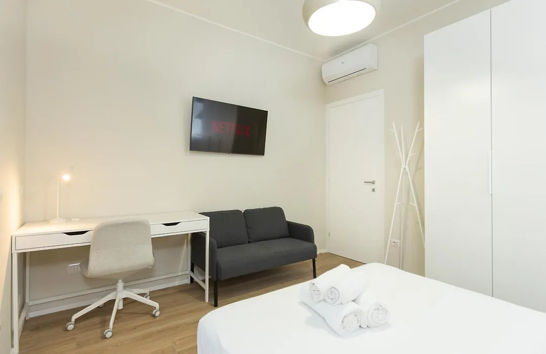 Dreams Exclusive Apartments With Terrace - Free Parking - M1 Station - Near Center-1