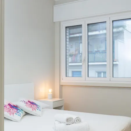 Dreams Exclusive Apartments With Terrace - Free Parking - M1 Station - Near Center-3